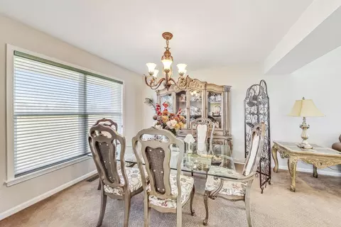 Dining - 1474 Anvil Ct, Bartlett, IL 60103 photo 2 of 5