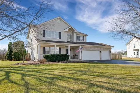 Exterior - 1903 Heather Ln, Johnsburg, IL 60051 photo 3 of 6