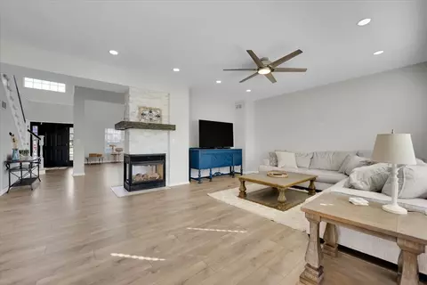 Living - 1903 Heather Ln, Johnsburg, IL 60051 photo 2 of 5