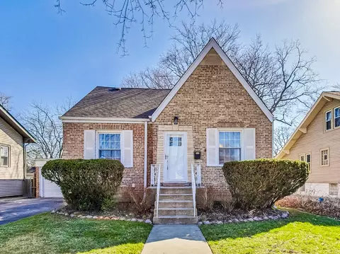 1313 White St, Des Plaines, IL 60018