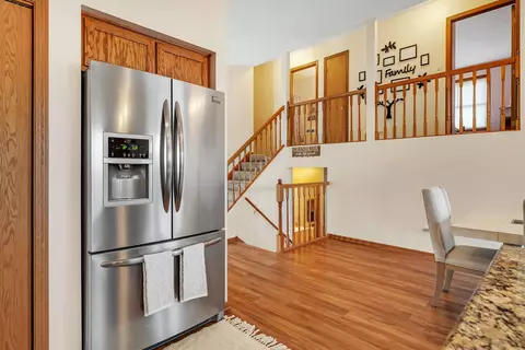 Kitchen - 2011 Great Falls Dr, Plainfield, IL 60586 photo 5 of 5
