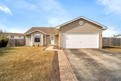 Exterior - 2011 Great Falls Dr, Plainfield, IL 60586 photo 2 of 7
