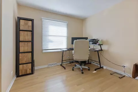 Other - 4125 Mason Dr, Hoffman Estates, IL 60192 photo 1 of 3