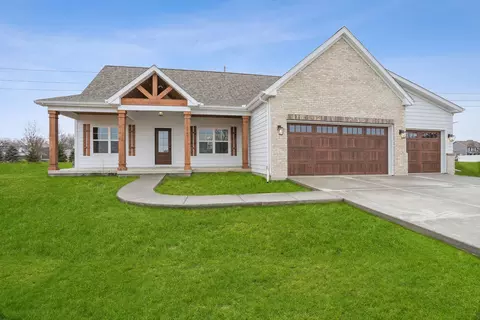 1705 S Stone Creek Blvd, Urbana, IL 61802