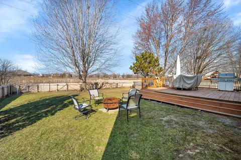 Exterior - 2225 Willow Lakes Dr, Plainfield, IL 60586 photo 5 of 7