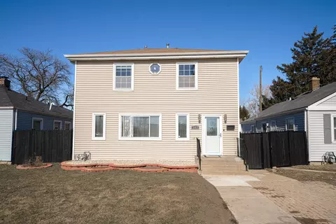 Exterior - 103 E 149th St, Harvey, IL 60426 photo 7 of 11