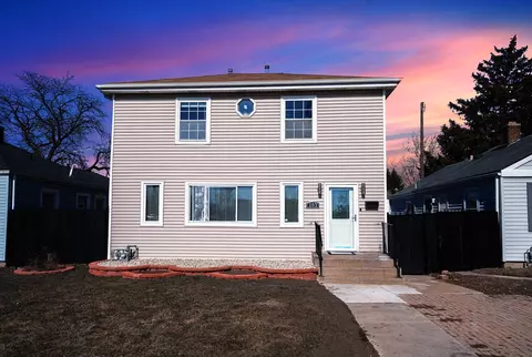 103 E 149th St, Harvey, IL 60426