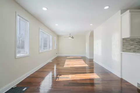 Entry Way - 103 E 149th St, Harvey, IL 60426 photo 1 of 2