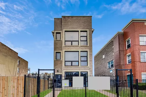 4745 S Indiana Ave #2, Chicago, IL 60615