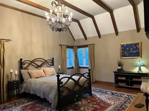 Bedroom - 280 Maplewood Rd, Riverside, IL 60546 photo 2 of 5