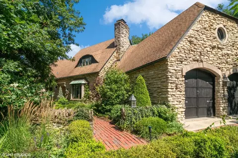 Exterior - 280 Maplewood Rd, Riverside, IL 60546 photo 3 of 14