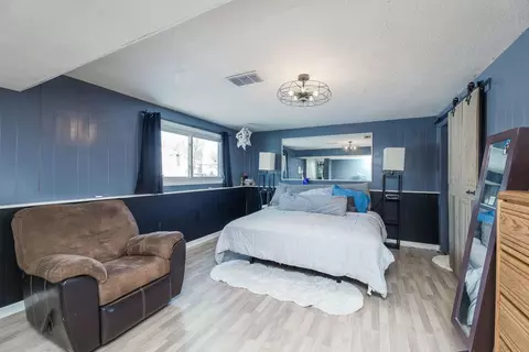 Bedroom - 2244 Kingston Dr, Wheaton, IL 60189 photo 4 of 4