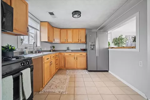 Kitchen - 3022 Robert St, Bloomington, IL 61704 photo 3 of 3