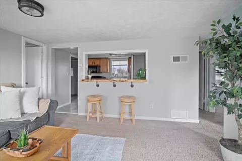 Living - 3022 Robert St, Bloomington, IL 61704 photo 2 of 3
