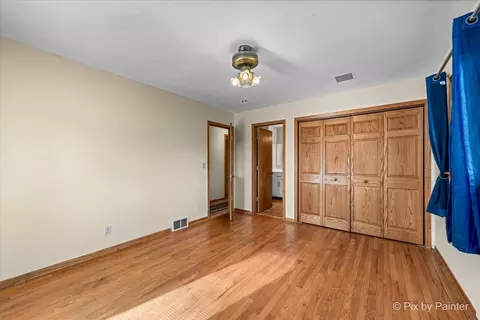 Bedroom - 315 Hillcrest Dr, Algonquin, IL 60102 photo 1 of 1