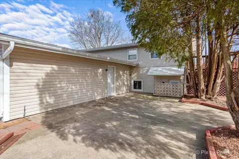 Other - 315 Hillcrest Dr, Algonquin, IL 60102 photo 10 of 11