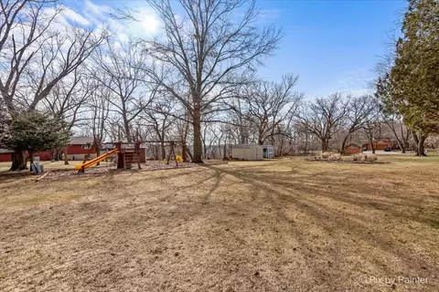 View/Area - 315 Hillcrest Dr, Algonquin, IL 60102 photo 1 of 10