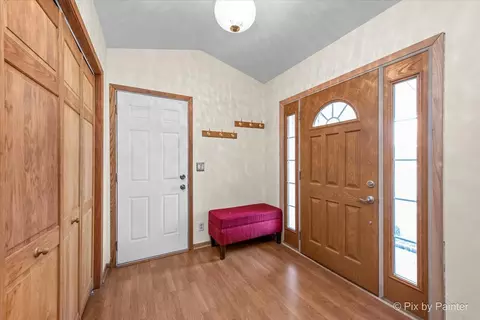 Entry Way - 315 Hillcrest Dr, Algonquin, IL 60102 photo 1 of 2