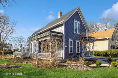 715 Kane St, West Dundee, IL 60118