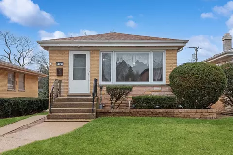 5329 Greenleaf St, Skokie, IL 60077