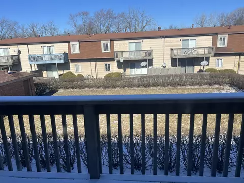 View/Area - 1119 S Curtis Ave #D43, Kankakee, IL 60901 photo 2 of 2