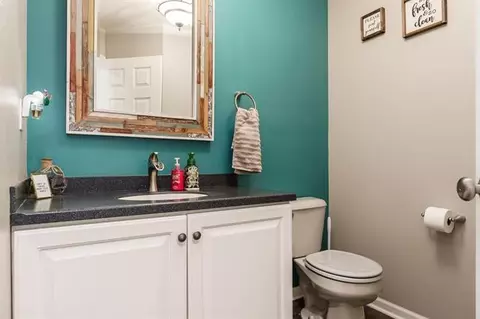 Bath - 9152 River View Trl, Roscoe, IL 61073 photo 1 of 4