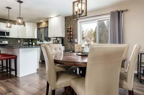 Dining - 9152 River View Trl, Roscoe, IL 61073 photo 3 of 4