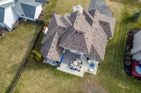 Exterior - 9152 River View Trl, Roscoe, IL 61073 photo 3 of 10