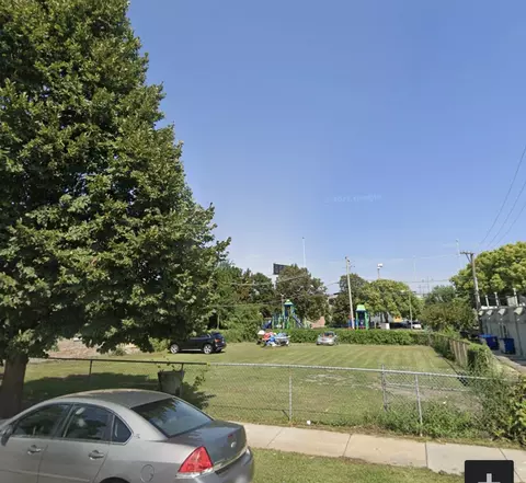 1618-1620 W 1622 W 32nd St, Chicago, IL 60608