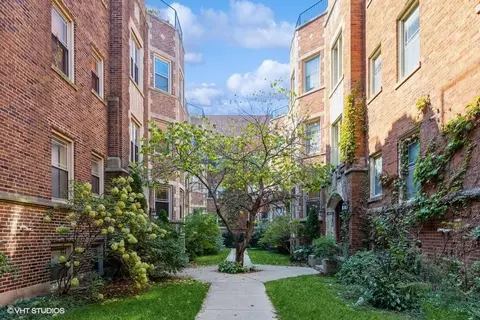 6818 N Ashland Blvd #4A, Chicago, IL 60626