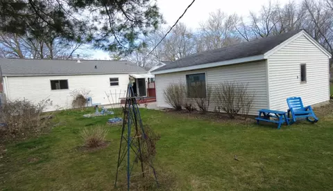 Exterior - 13 Norwood Dr, Normal, IL 61761 photo 7 of 8