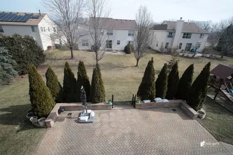 View/Area - 1445 Sutton Pl, Gurnee, IL 60031 photo 1 of 1