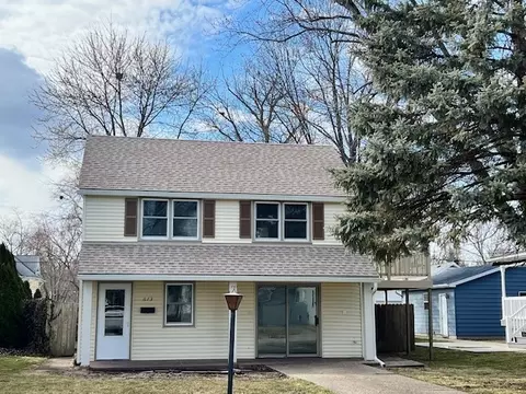 613 N Grant St, Clinton, IL 61727