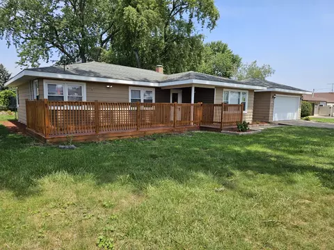 Exterior - 4838 135th St, Crestwood, IL 60445 photo 3 of 10