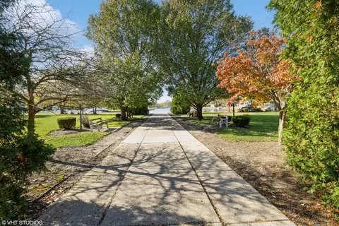 292 Bayview Rd, Elgin, IL 60123 photo 18