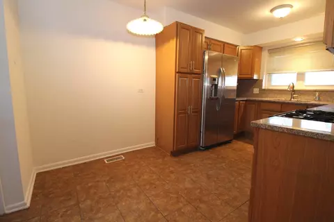 Kitchen - 3801 W Devon Ave, Chicago, IL 60659 photo 1 of 2