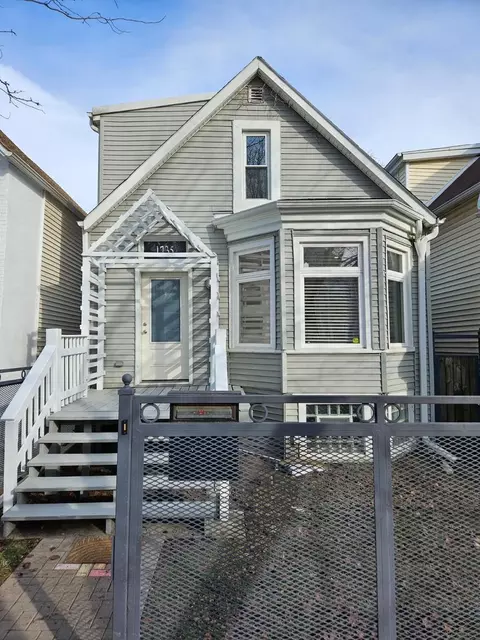 1735 N Spaulding Ave, Chicago, IL 60647