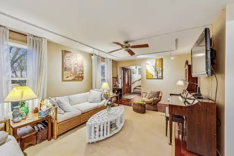Living - 1070 Durham Dr, Wheaton, IL 60189 photo 1 of 4