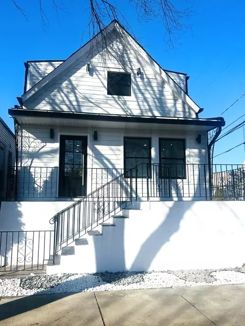 3114 S Karlov Ave, Chicago, IL 60623