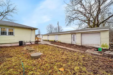 Exterior - 85 N Forrest Dr, Mazon, IL 60444 photo 8 of 9