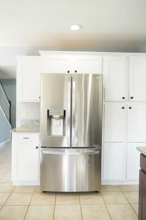 Kitchen - 3089 Blue Heron Rd, Normal, IL 61761 photo 7 of 9