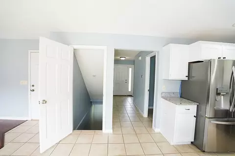 Kitchen - 3089 Blue Heron Rd, Normal, IL 61761 photo 8 of 9