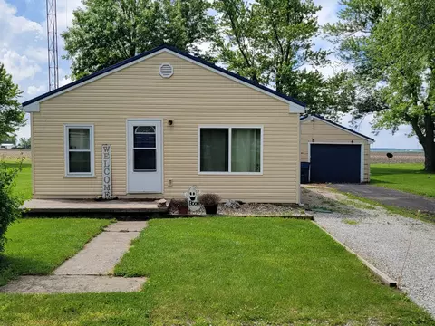 303 W Lincoln St, Garrett, IL 61919