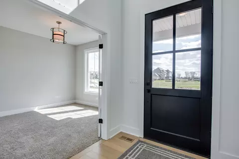 Entry Way - 26208 W Stewart Ridge Dr, Plainfield, IL 60585 photo 2 of 11