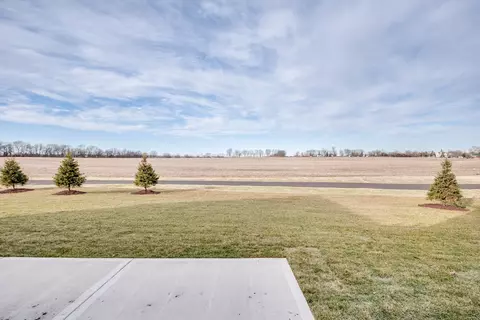 Exterior - 26208 W Stewart Ridge Dr, Plainfield, IL 60585 photo 2 of 7