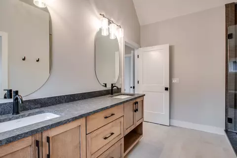 Bath - 26208 W Stewart Ridge Dr, Plainfield, IL 60585 photo 3 of 5