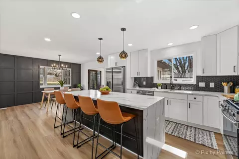 Kitchen - 413 Schuett St, Algonquin, IL 60102 photo 1 of 4