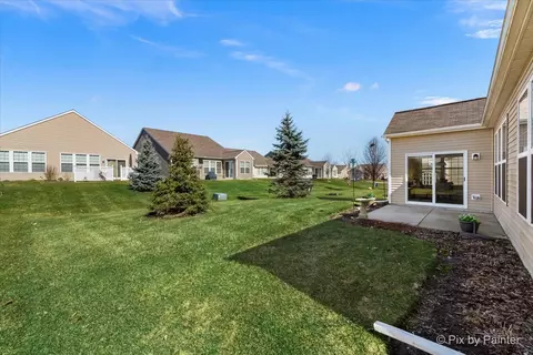 Exterior - 2745 Beacon Point Cir, Elgin, IL 60124 photo 7 of 11