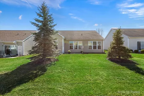 Exterior - 2745 Beacon Point Cir, Elgin, IL 60124 photo 5 of 11