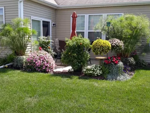 Exterior - 2745 Beacon Point Cir, Elgin, IL 60124 photo 8 of 11